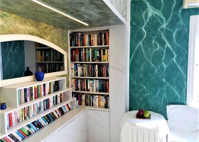 Canbana Full View For Up To 8 Adults